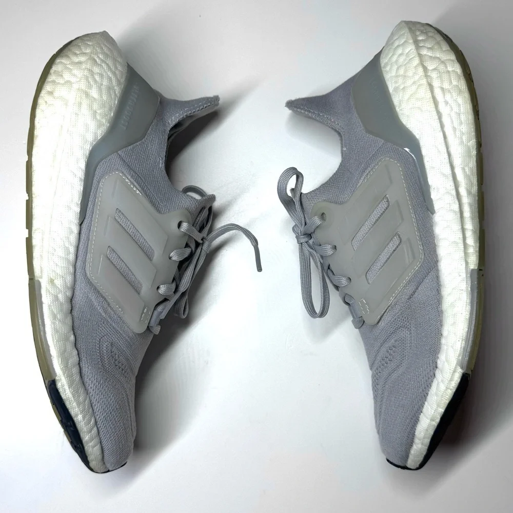 Adidas Men’s Ultraboost Athletic Gray Running Shoes Size- 6.5